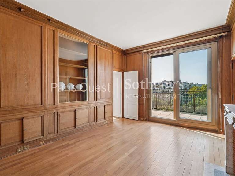 Appartement Paris 16e - 4 chambres - 342m²