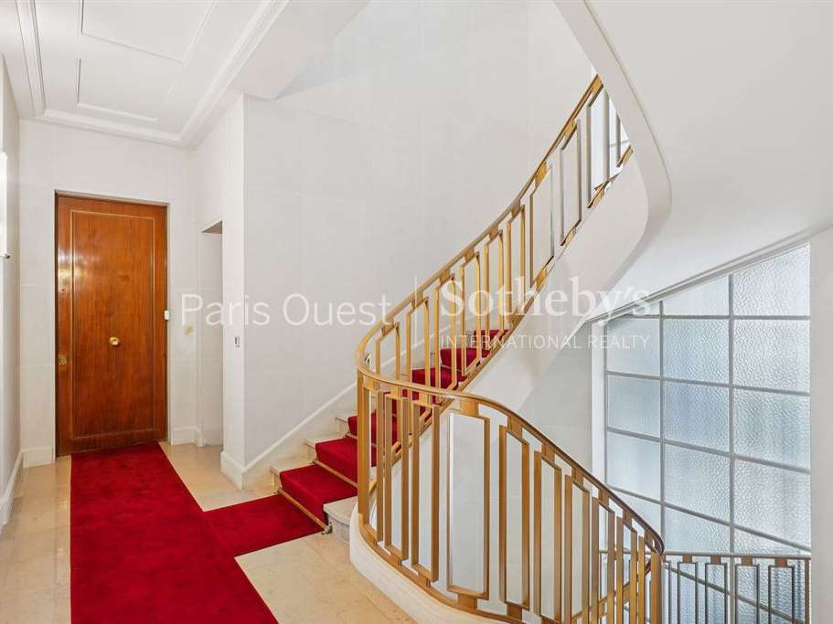 Apartment Paris 16e