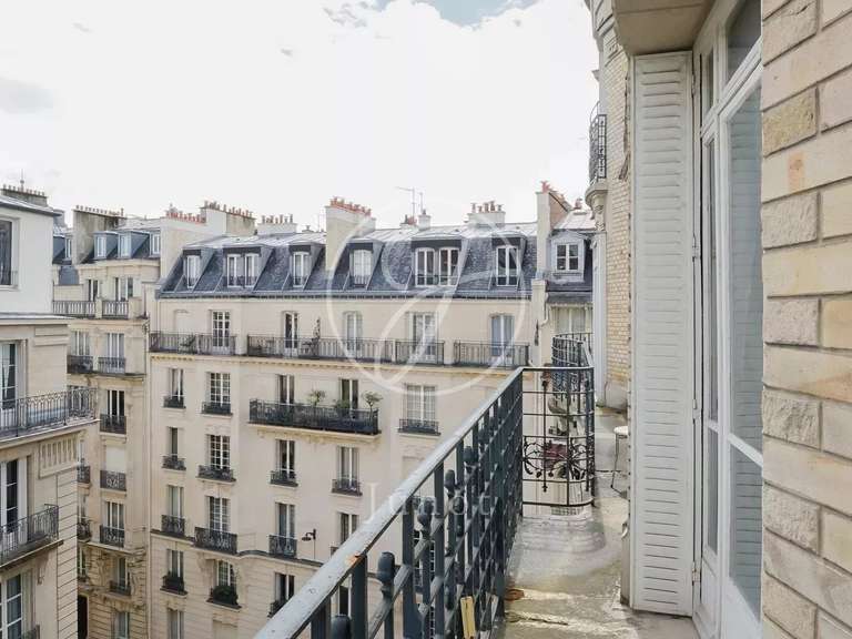 Appartement Paris 16e - 2 chambres - 153m²