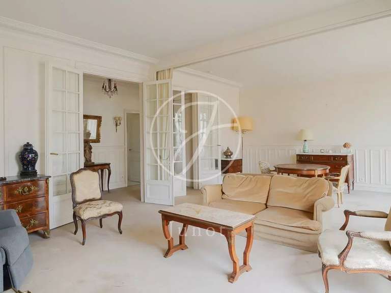 Appartement Paris 16e - 2 chambres - 153m²