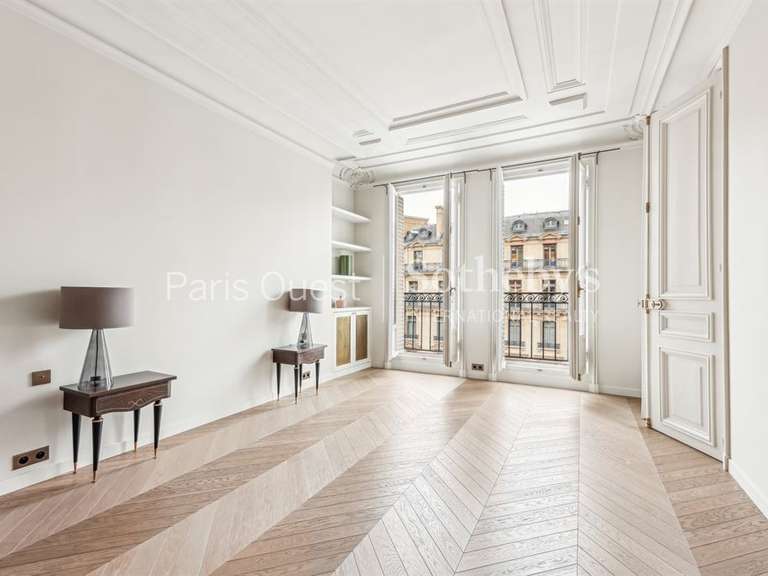 Apartment Paris 16e - 3 bedrooms - 182m²