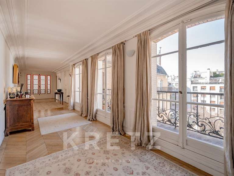 Apartment Paris 16e - 4 bedrooms - 330m²