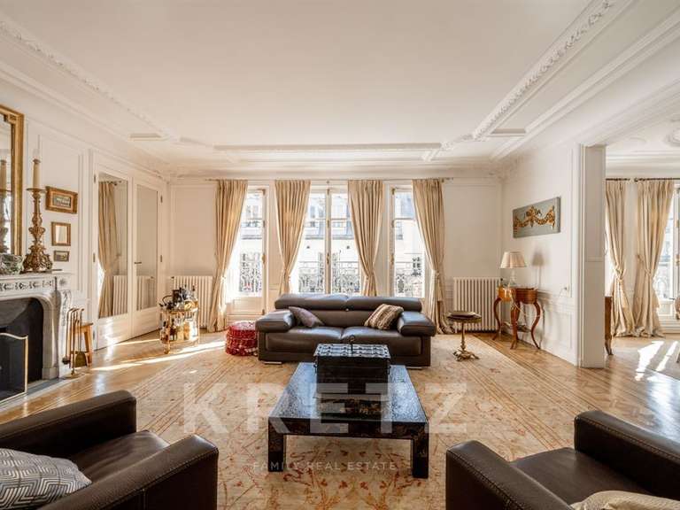 Apartment Paris 16e - 4 bedrooms - 330m²