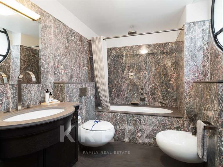 Apartment Paris 16e - 4 bedrooms - 425m²