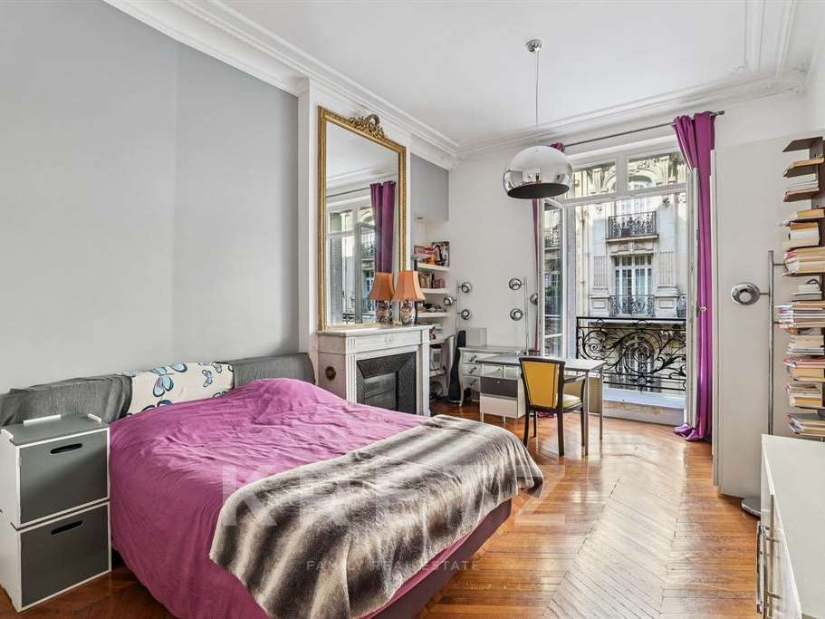 Apartment Paris 16e