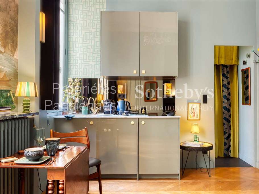 Apartment Paris 16e
