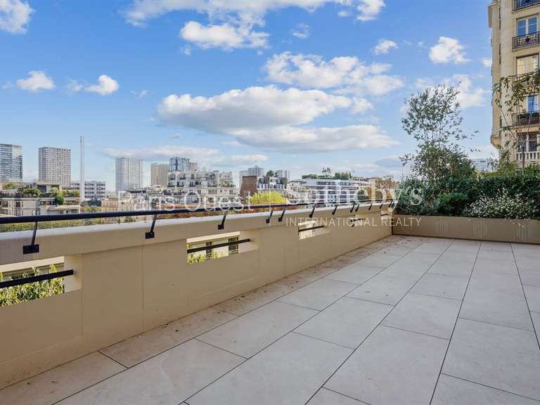 Appartement Paris 16e - 2 chambres - 146m²