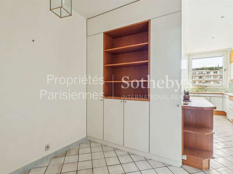 Apartment Paris 16e - 1 bedroom - 126m²