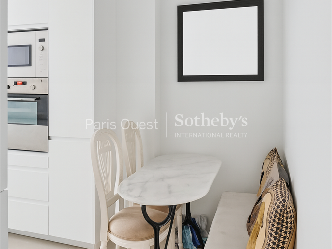 Apartment Paris 16e - 2 bedrooms - 119m²