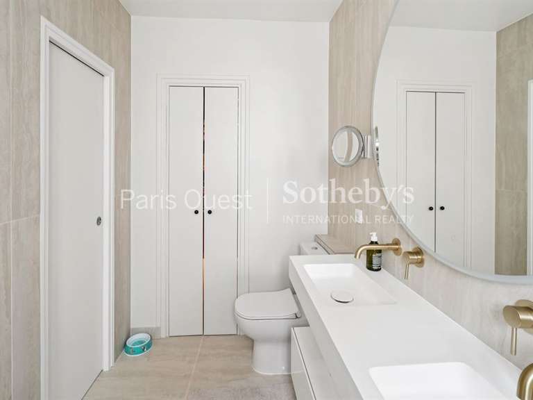 Apartment Paris 16e - 2 bedrooms - 119m²