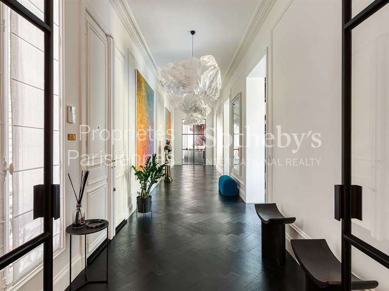 Appartement Paris 16e - 4 chambres - 350m²
