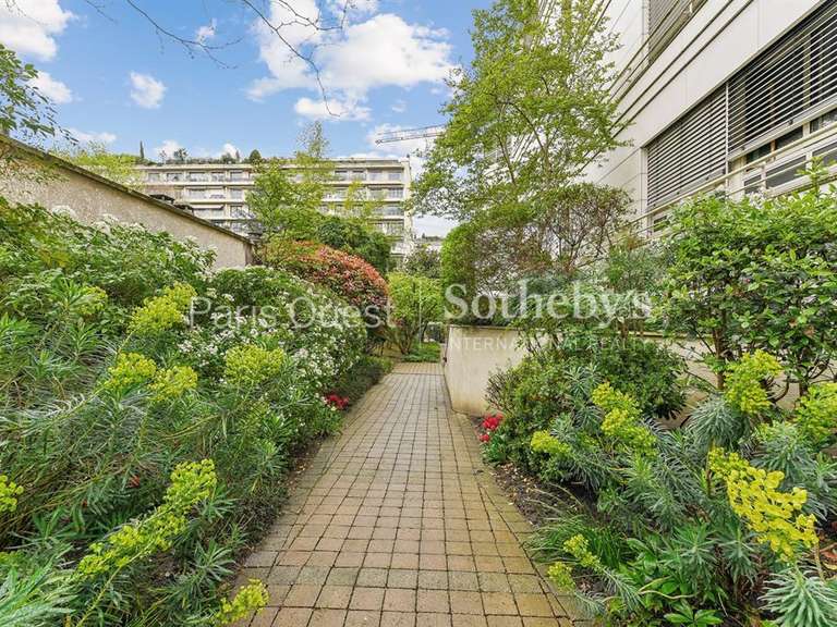 Apartment Paris 16e - 2 bedrooms - 80m²