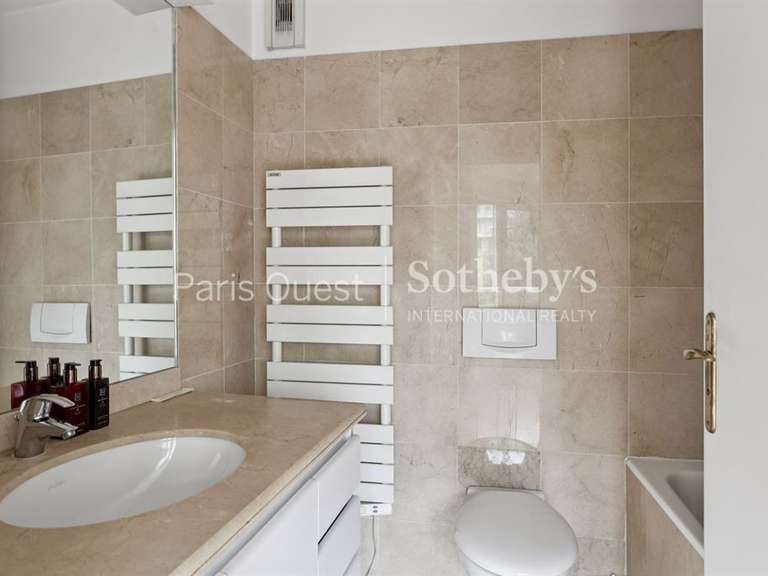 Apartment Paris 16e - 2 bedrooms - 80m²