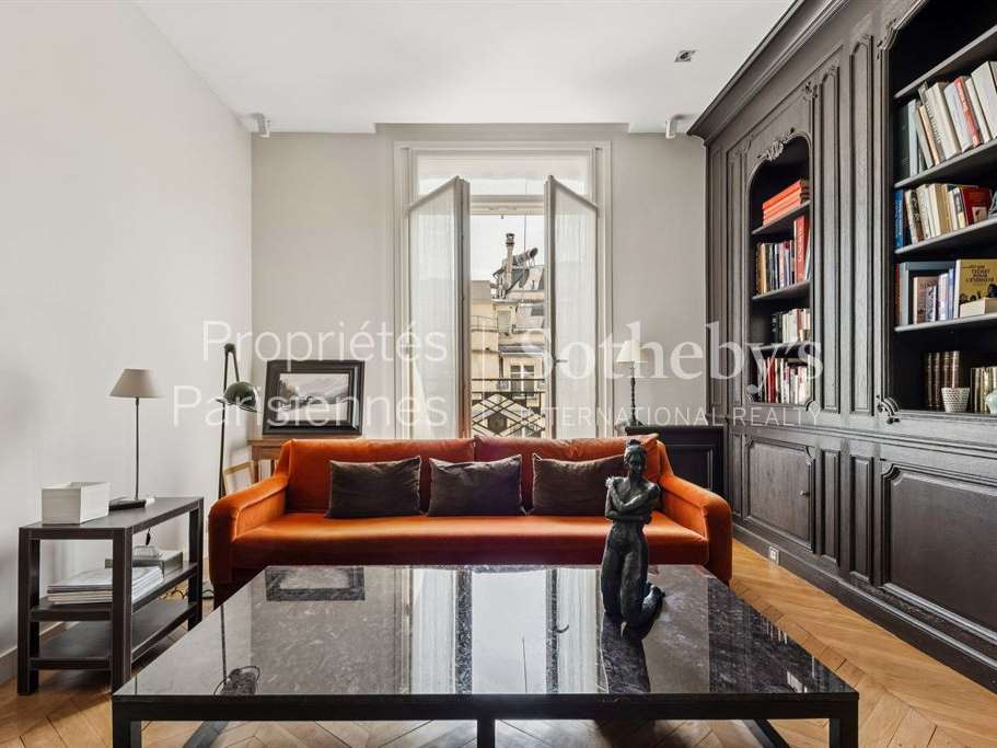 Apartment Paris 16e