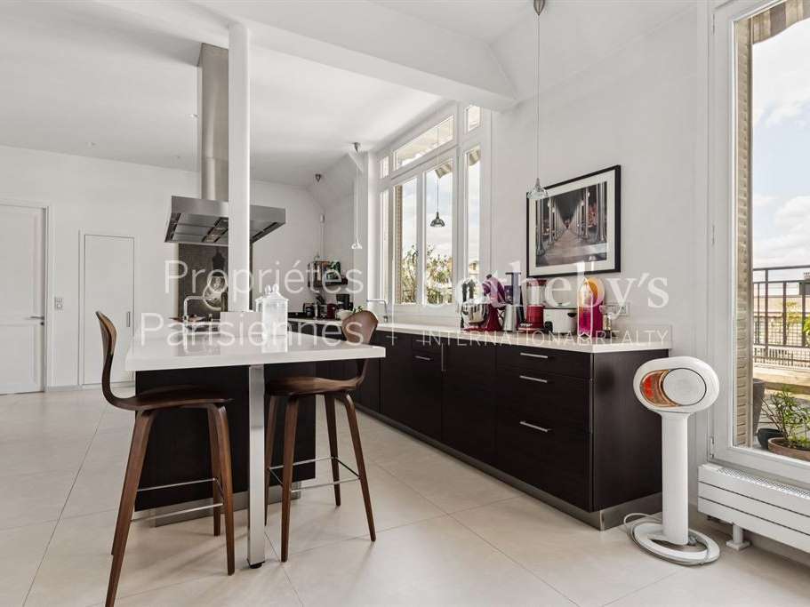 Apartment Paris 16e