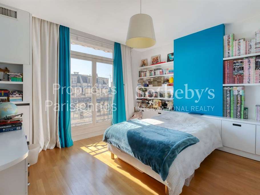 Apartment Paris 16e