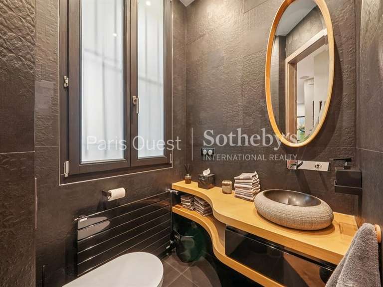 Appartement Paris 16e - 5 chambres - 335m²