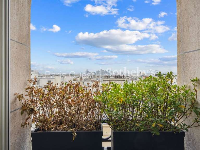 Appartement Paris 16e - 5 chambres - 335m²
