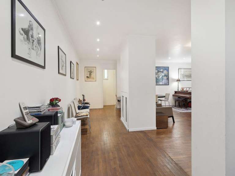 Apartment Paris 16e - 136m²