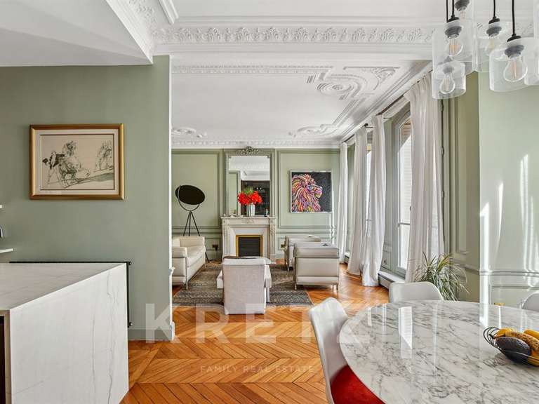 Appartement Paris 16e - 3 chambres - 145m²