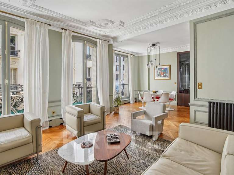 Appartement Paris 16e - 3 chambres - 145m²