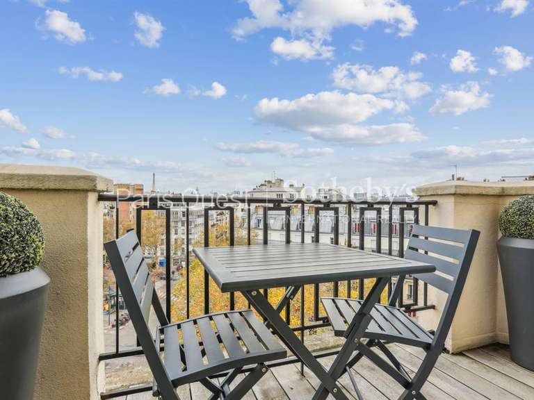 Appartement Paris 16e - 2 chambres - 90m²