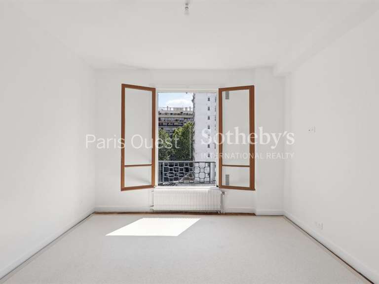 Apartment Paris 16e - 3 bedrooms - 150m²