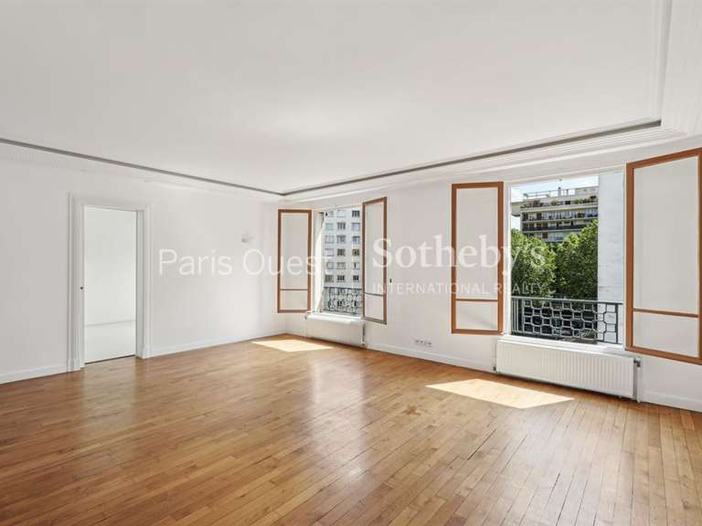 Apartment Paris 16e - 3 bedrooms - 150m²