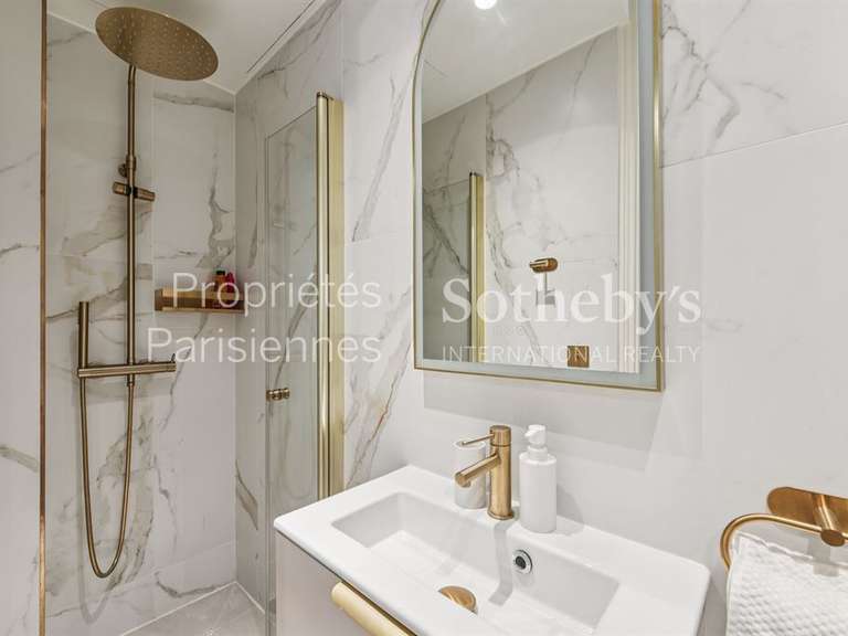 Appartement Paris 16e - 1 chambre - 63m²