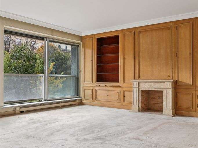 Apartment Paris 16e - 2 bedrooms - 125m²