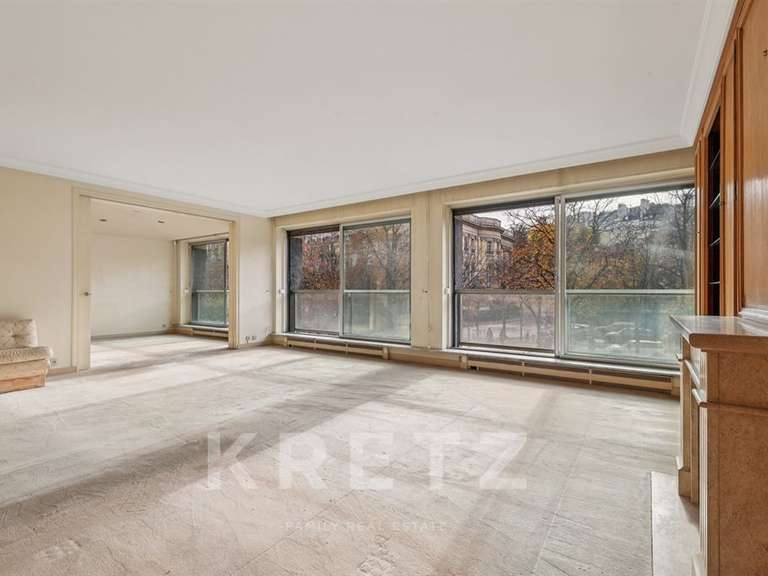 Apartment Paris 16e - 2 bedrooms - 125m²