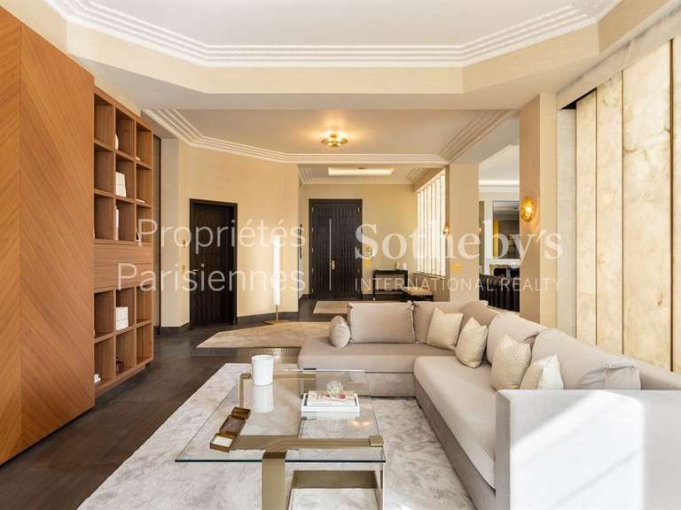 Appartement Paris 16e - 4 chambres - 392m²