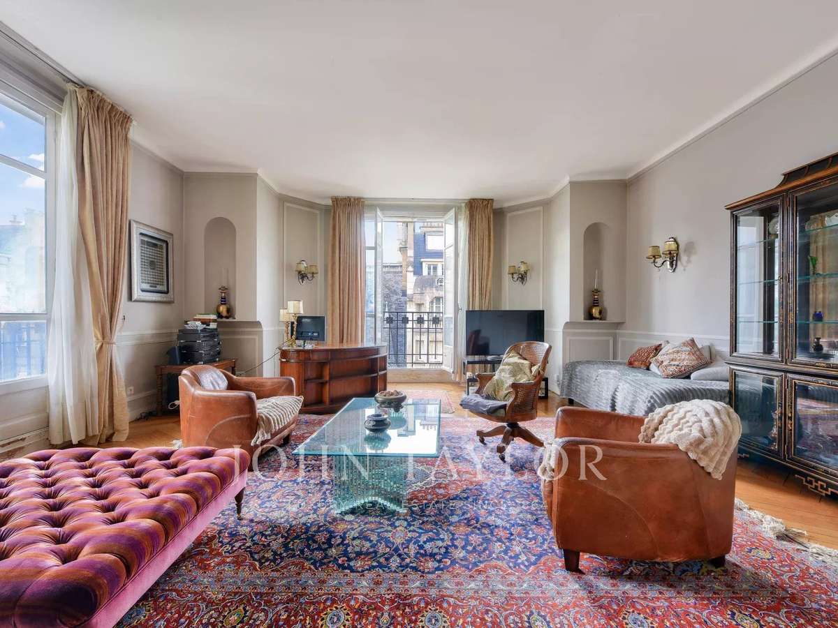 Apartment Paris 16e