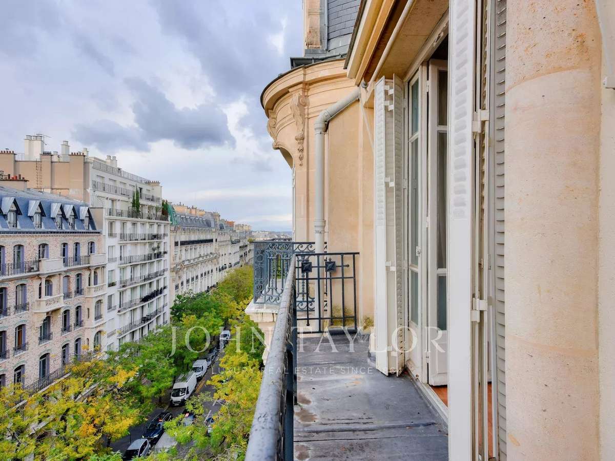 Apartment Paris 16e