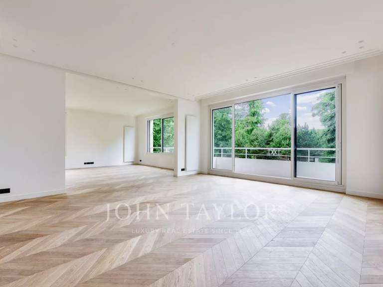 Appartement Paris 16e - 3 chambres - 163m²