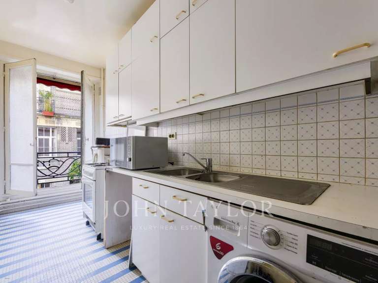 Appartement Paris 16e - 3 chambres - 135m²