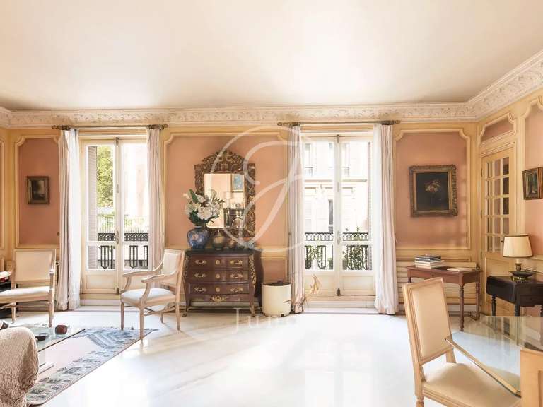 Apartment Paris 16e - 3 bedrooms - 112m²