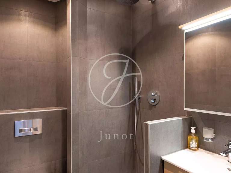 Appartement Paris 16e - 4 chambres - 340m²