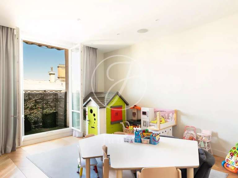 Appartement Paris 16e - 4 chambres - 340m²