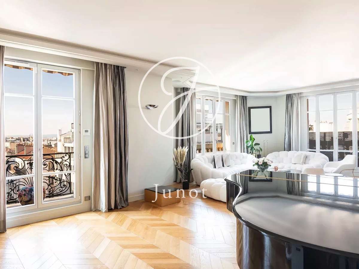 Apartment Paris 16e