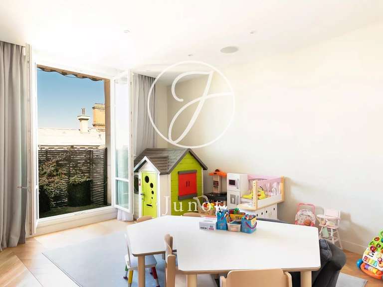 Apartment Paris 16e - 4 bedrooms - 340m²