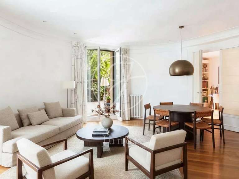 Apartment Paris 16e - 3 bedrooms - 110m²