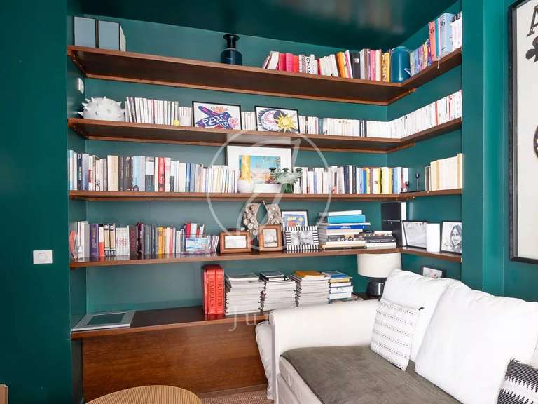 Appartement Paris 16e - 3 chambres - 143m²