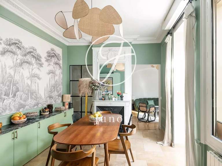 Appartement Paris 16e - 3 chambres - 143m²