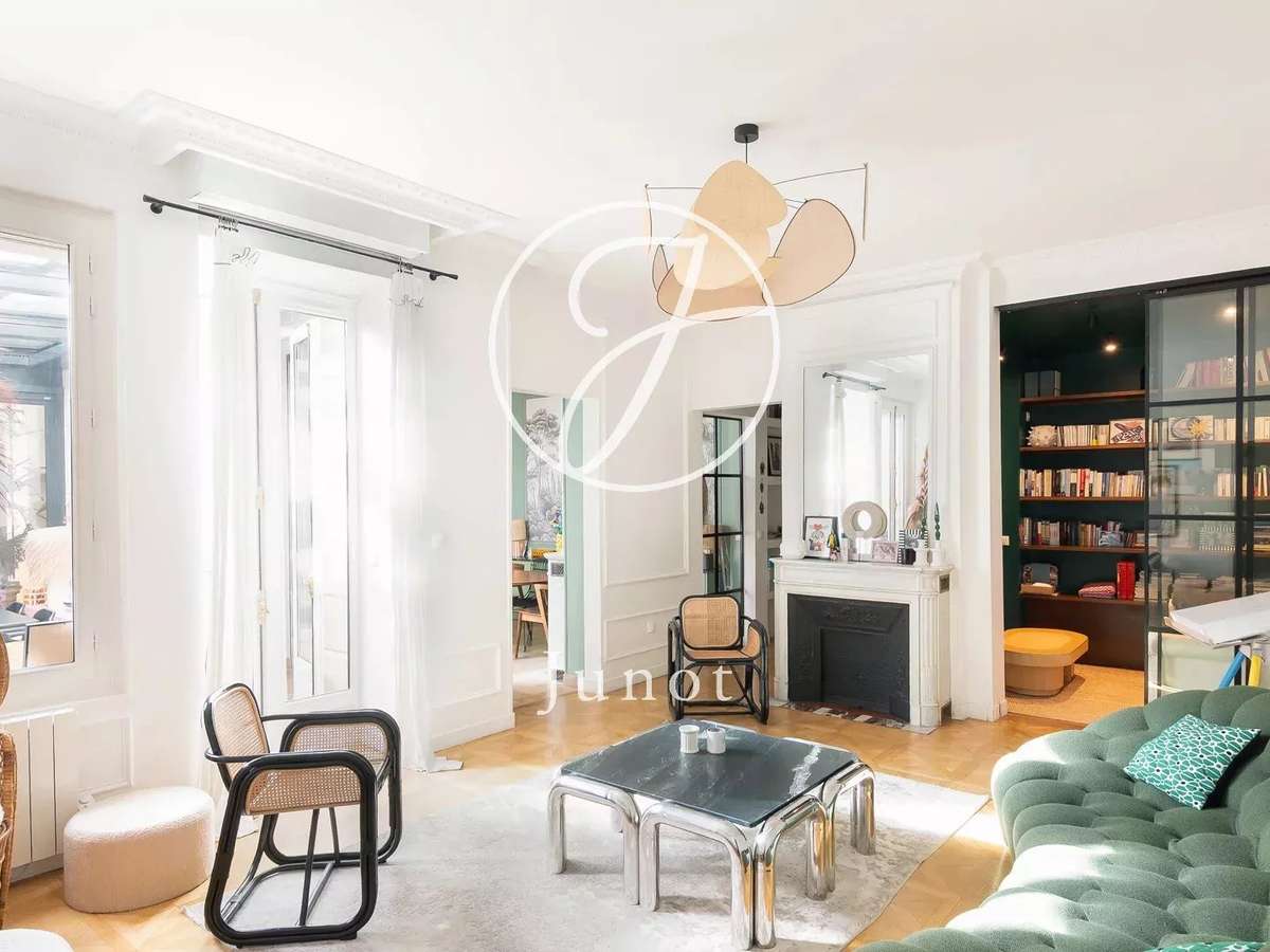 Apartment Paris 16e