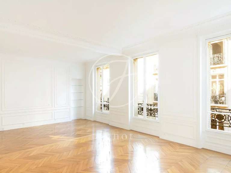 Appartement Paris 16e - 2 chambres - 131m²