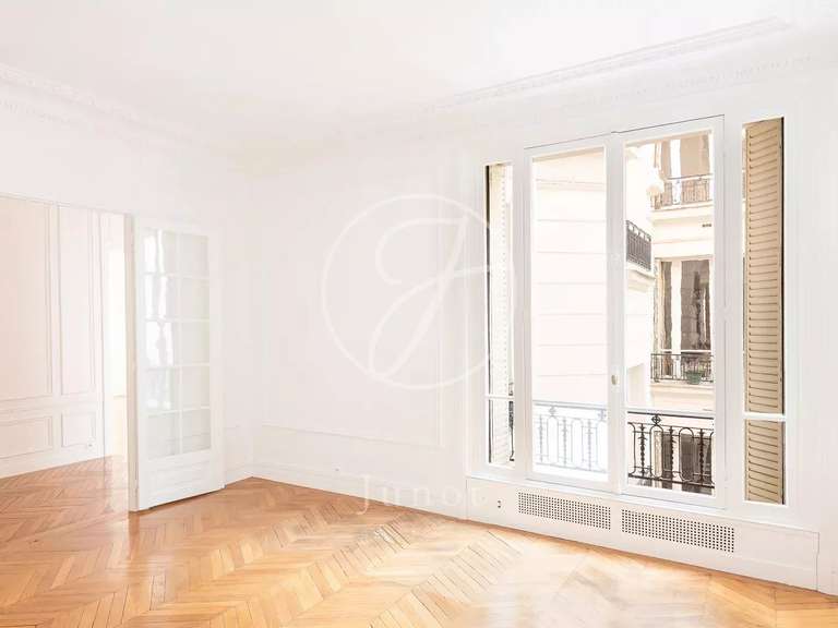 Appartement Paris 16e - 2 chambres - 131m²
