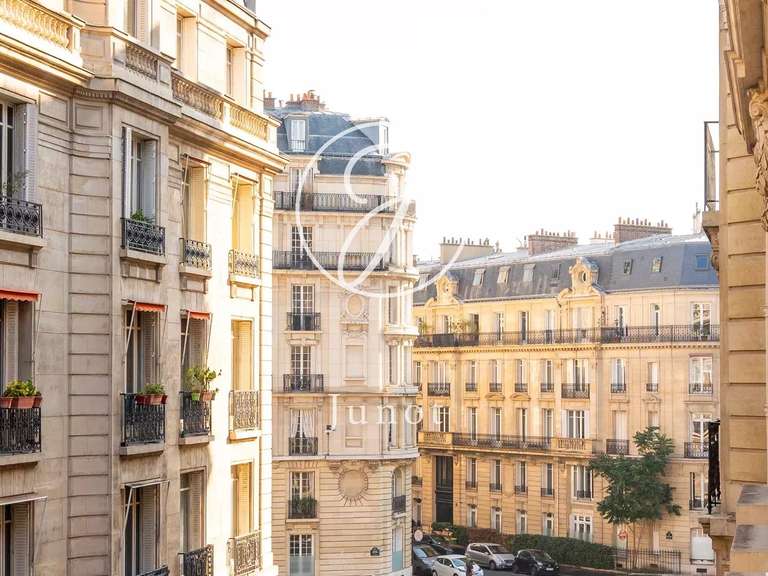 Apartment Paris 16e - 2 bedrooms - 131m²