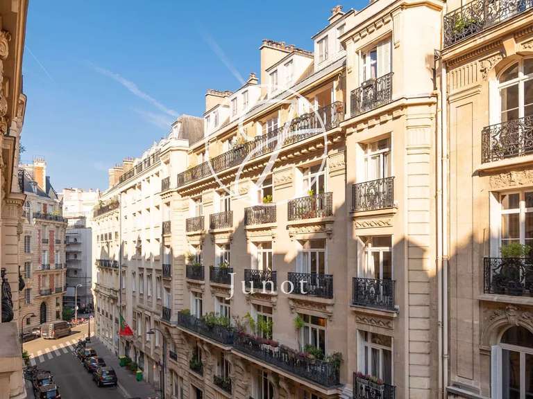 Apartment Paris 16e - 2 bedrooms - 131m²