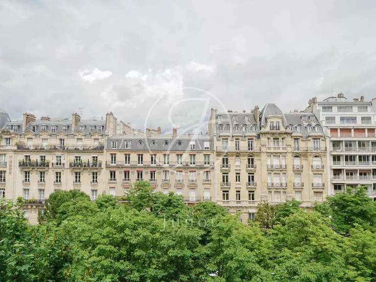 Appartement Paris 16e - 3 chambres - 189m²
